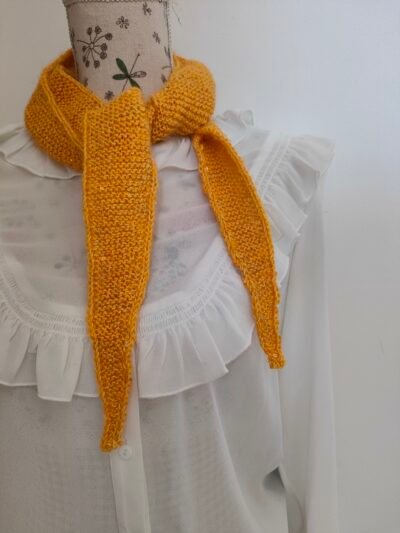 Le p'tit foulard d'été en chanvre ocre jaune – Image 6