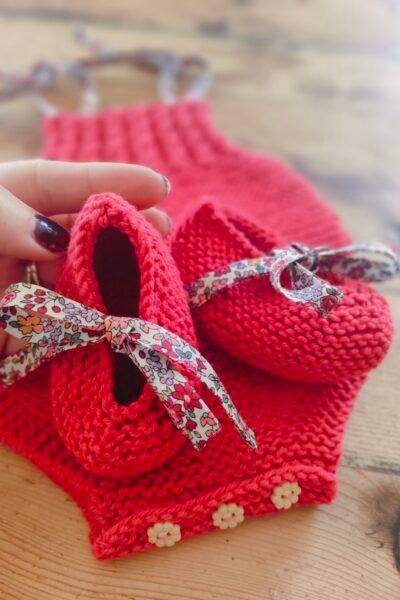 Ensemble barboteuse à torsades et ballerines en coton taille naissance