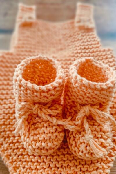 Chaussons « petit lutin » en coton – taille 0-3 mois – coloris abricot et sable