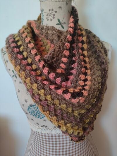 Châle granny en pure laine vierge et polyamide