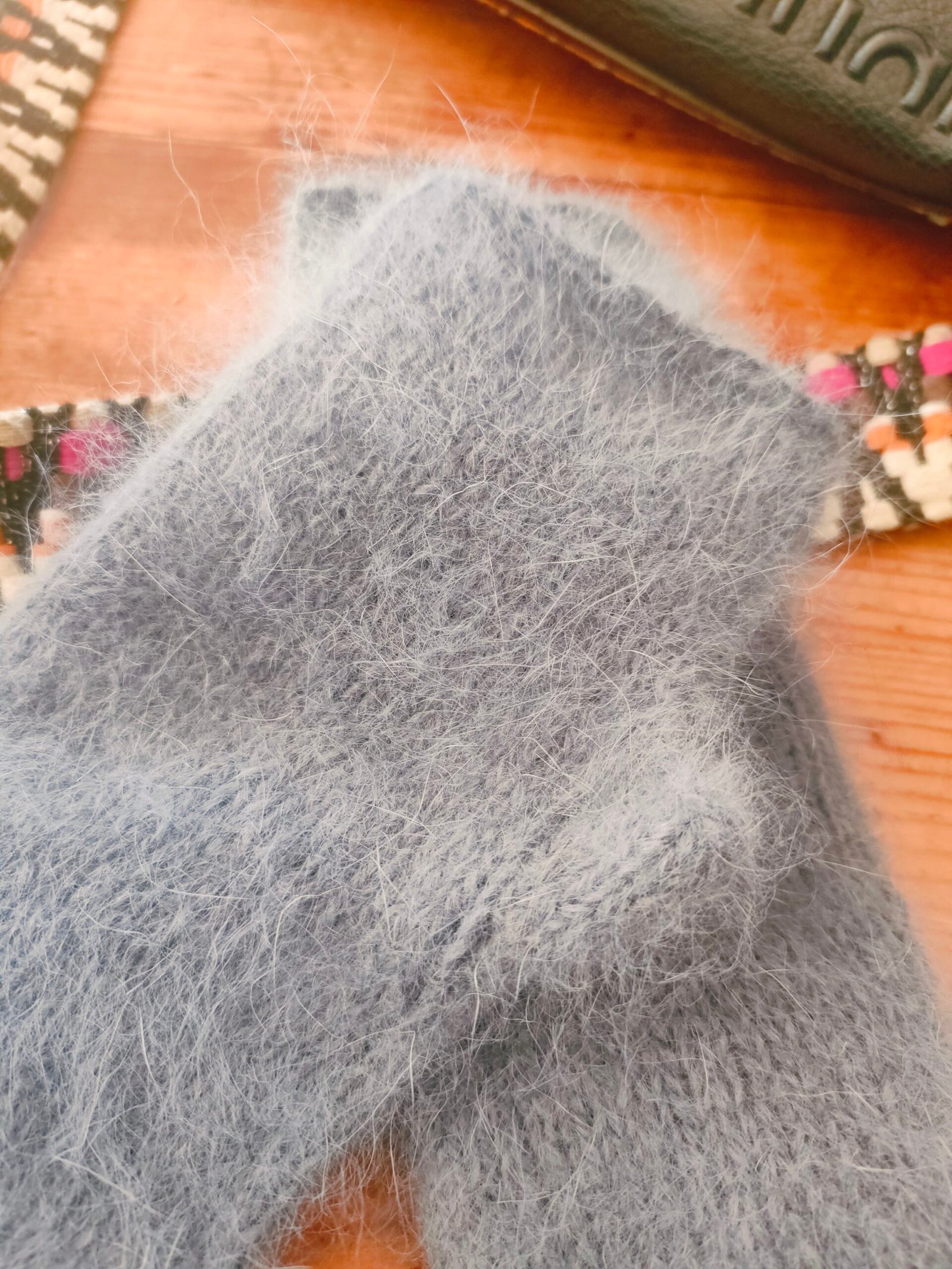 Les mitaines en angora (aig. n°4) – Image 2