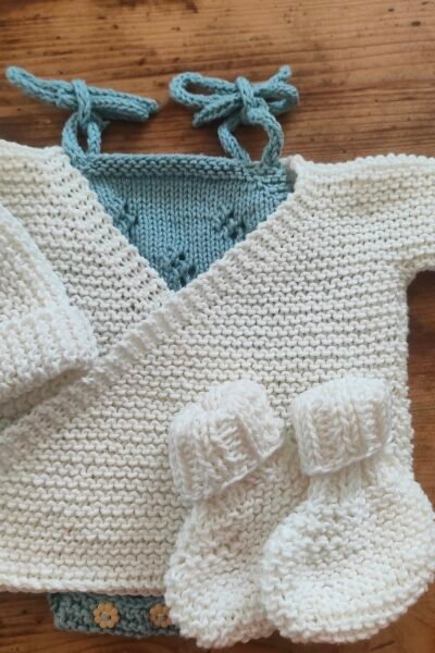 Brassière cache-coeur bébé en coton écru – 0-3 mois