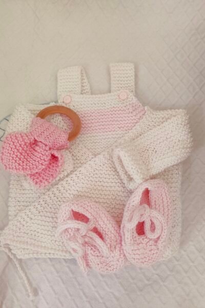 Ensemble naissance bébé en coton – brassière, barboteuse et ballerines – Naissance-3 mois