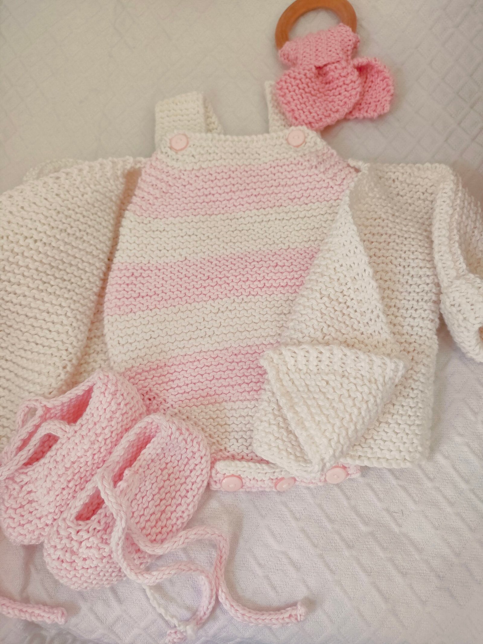Ensemble naissance bébé en coton - brassière, barboteuse et ballerines - Naissance-3 mois – Image 4